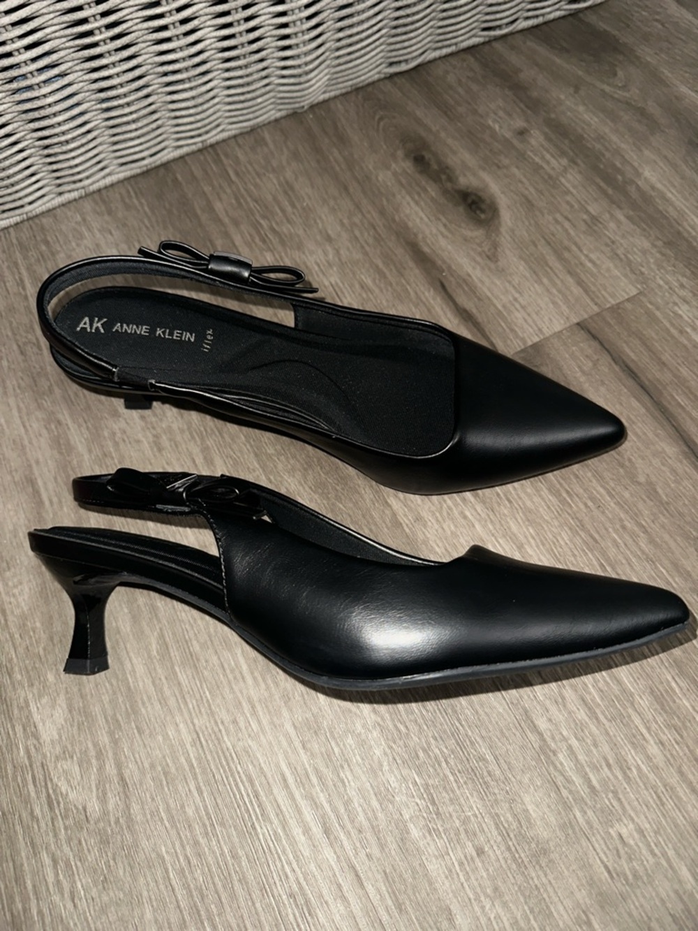Anne Klein iflex Black Leather Pointed Toe Slingback Heels with Bow